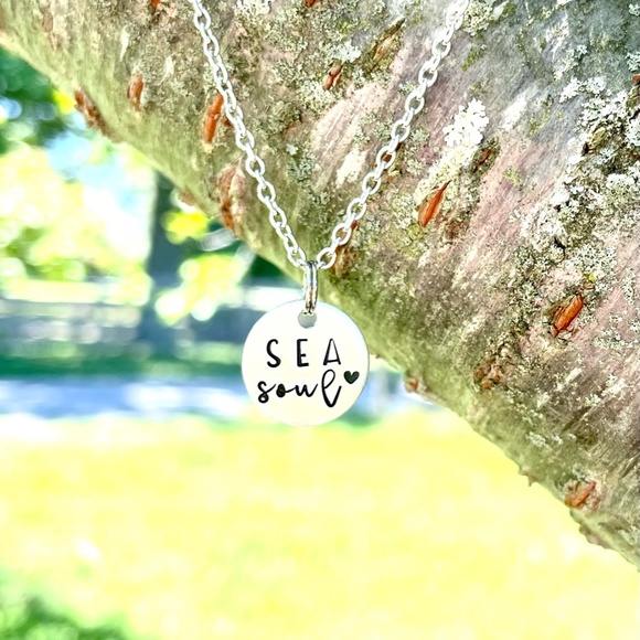 Beach Necklace - Disc Necklace - Hand Stamped Necklace - Hand Stamped Jewelry - Picture 8 of 11